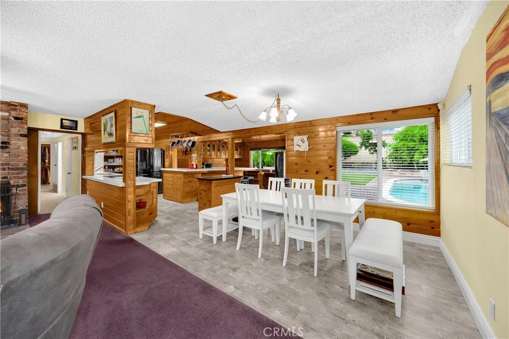 1005 E Woodland Lane, Glendora, California 91741 home-pic-8