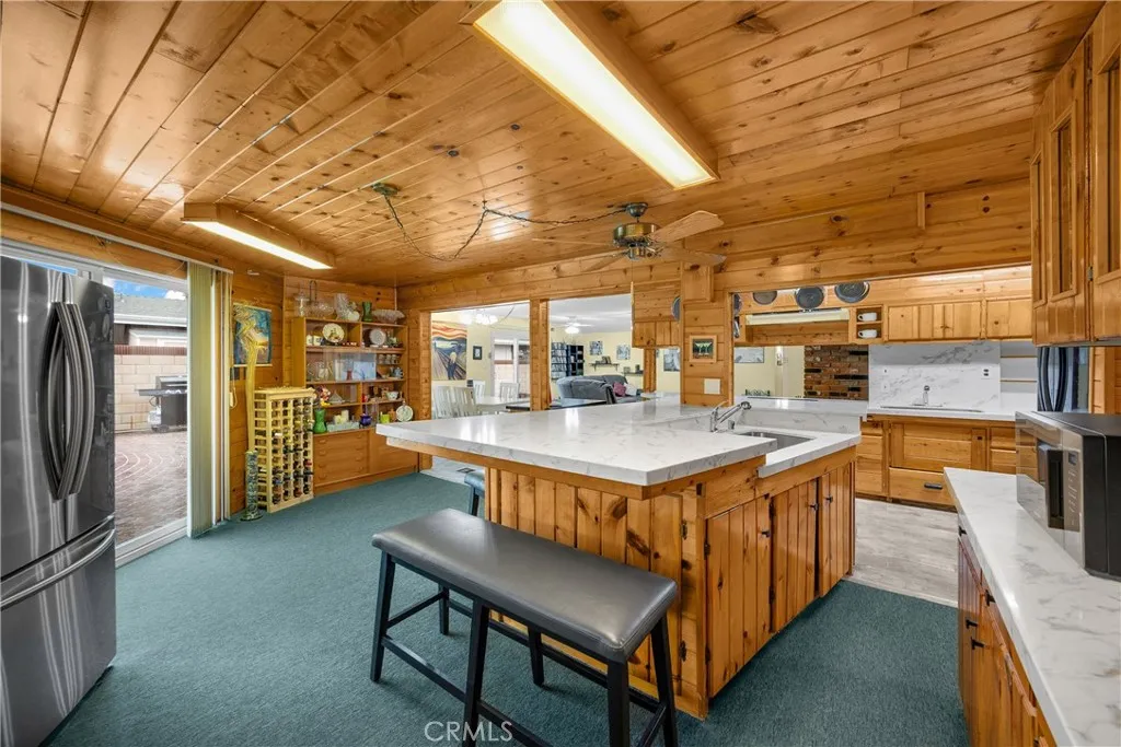 1005 E Woodland Lane, Glendora, California 91741 home-pic-17