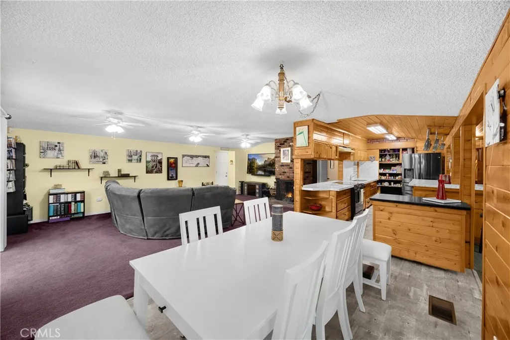 1005 E Woodland Lane, Glendora, California 91741 home-pic-11