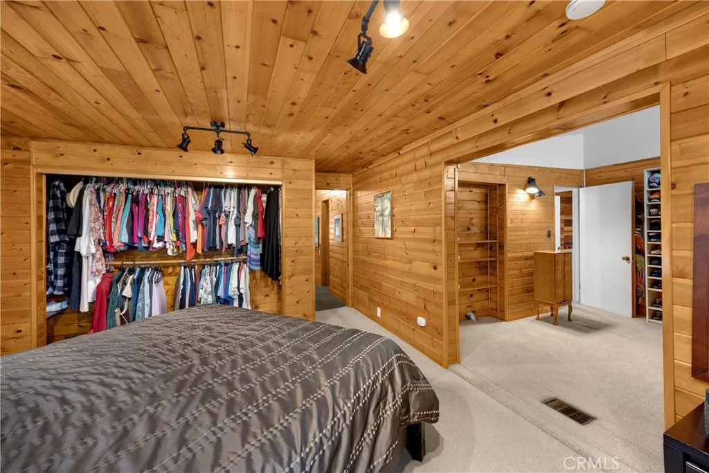 1005 E Woodland Lane, Glendora, California 91741 home-pic-24