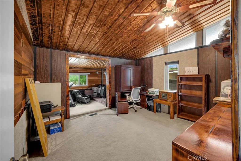 1005 E Woodland Lane, Glendora, California 91741 home-pic-26