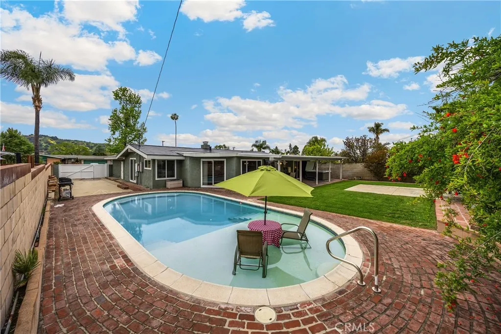 1005 E Woodland Lane, Glendora, California 91741 home-pic-34