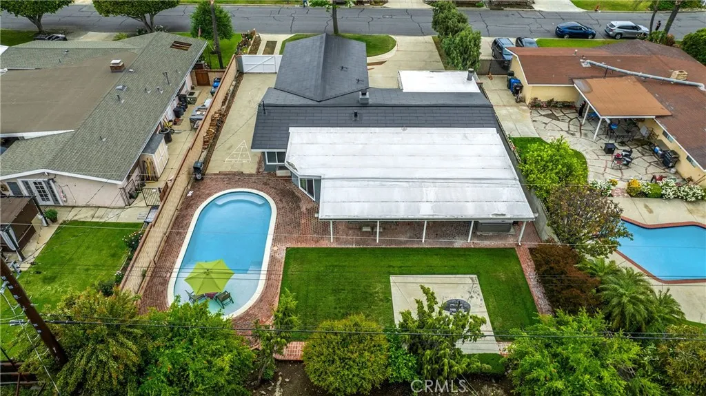 1005 E Woodland Lane, Glendora, California 91741 home-pic-48