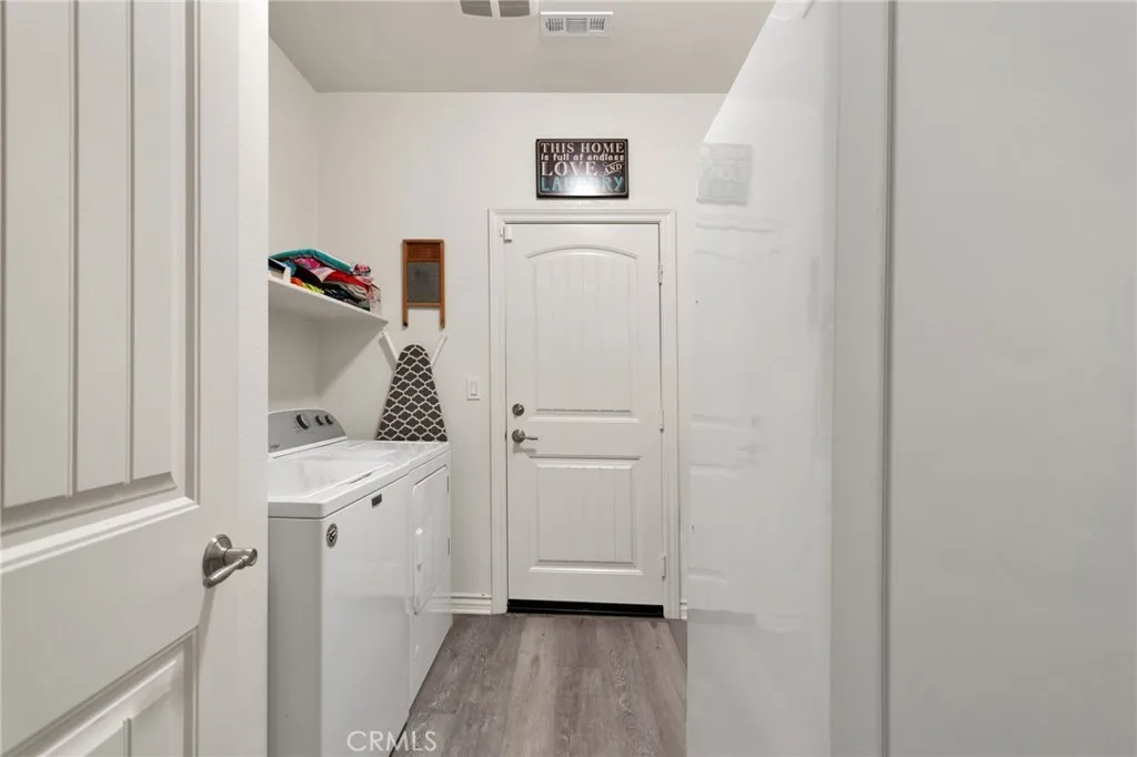 12672 Wycliff, Victorville, California 92392 home-pic-34