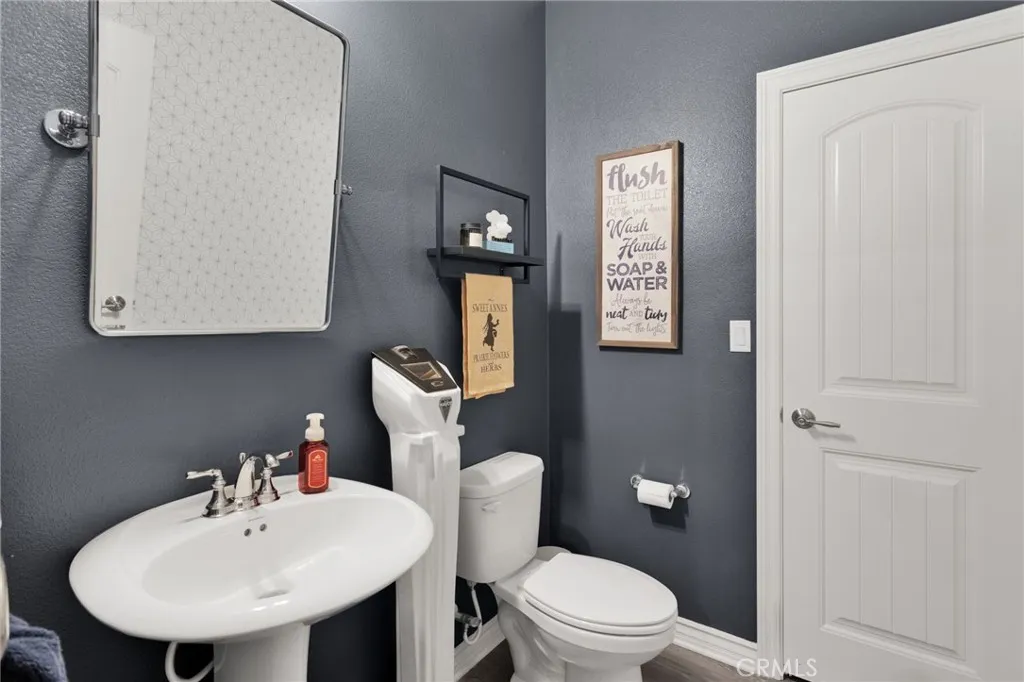 12672 Wycliff, Victorville, California 92392 home-pic-24