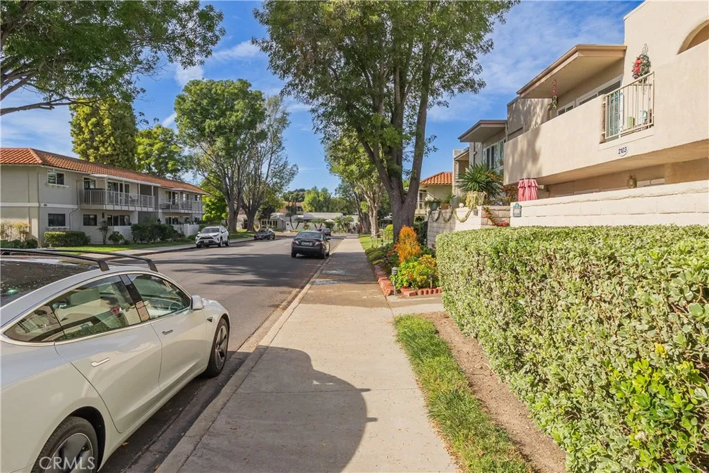 2103 Ronda Granada B, Laguna Woods, California 92653 home-pic-6