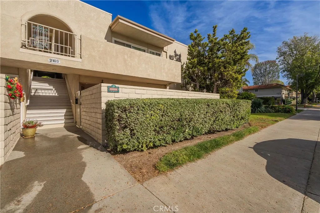2103 Ronda Granada B, Laguna Woods, California 92653 home-pic-1