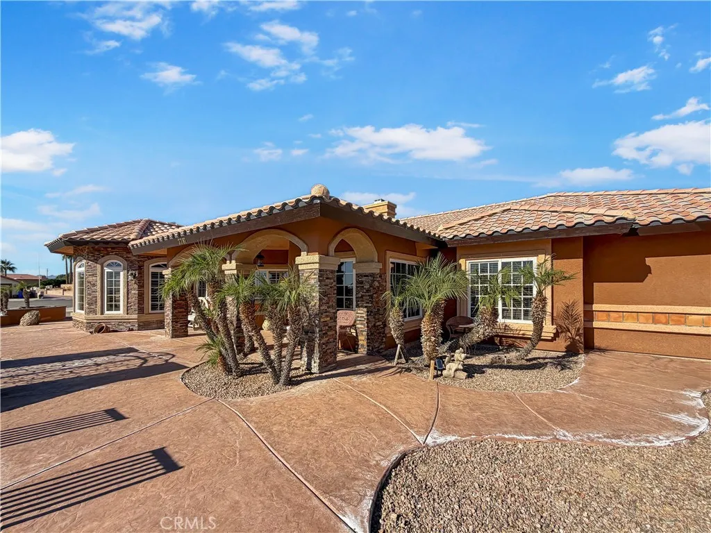 2281 Dekens Court, Blythe, California 92225 home-pic-48