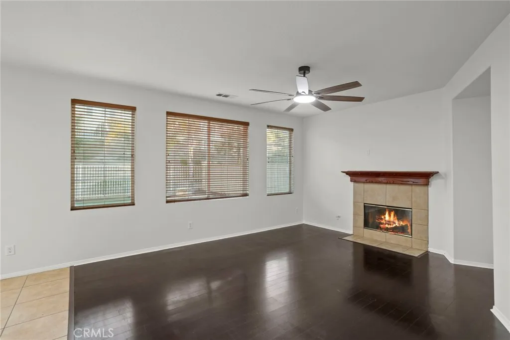 12 Via De La Valle, Lake Elsinore, California 92532 home-pic-7