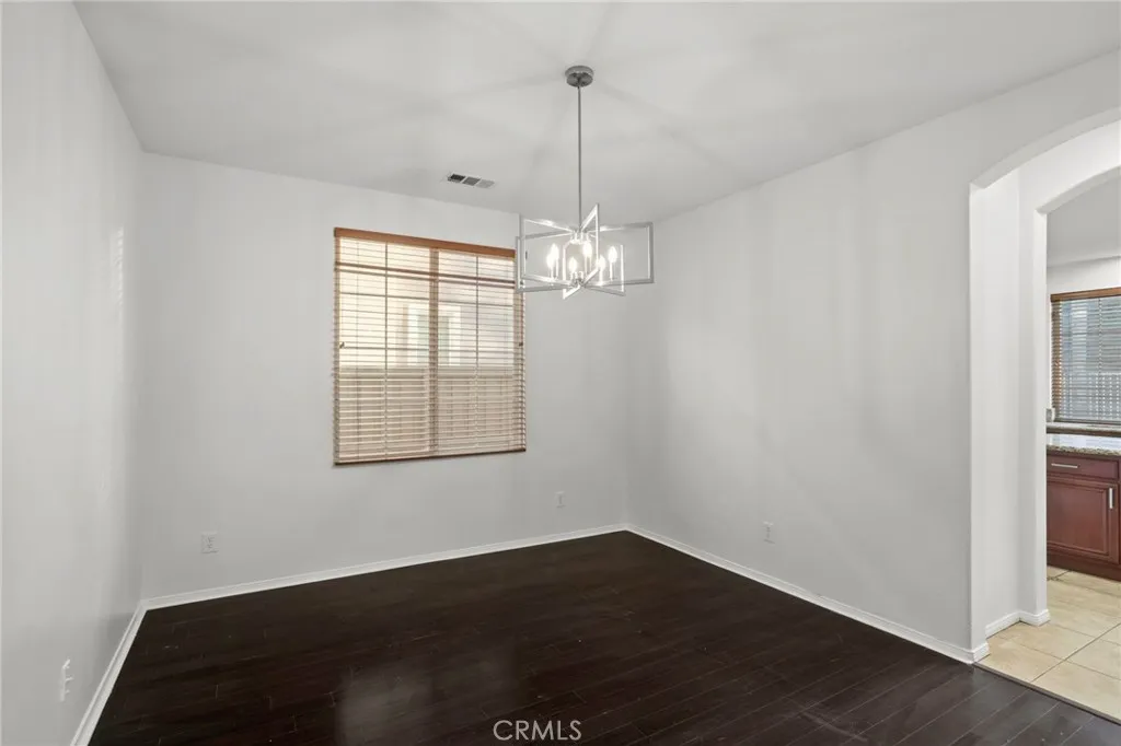 12 Via De La Valle, Lake Elsinore, California 92532 home-pic-14