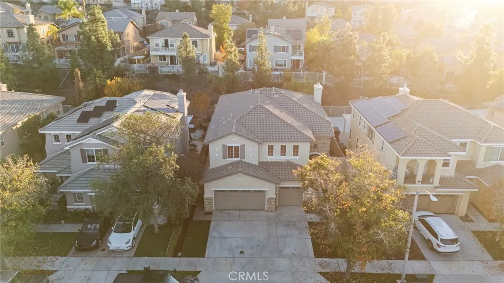12 Via De La Valle, Lake Elsinore, California 92532 home-pic-37