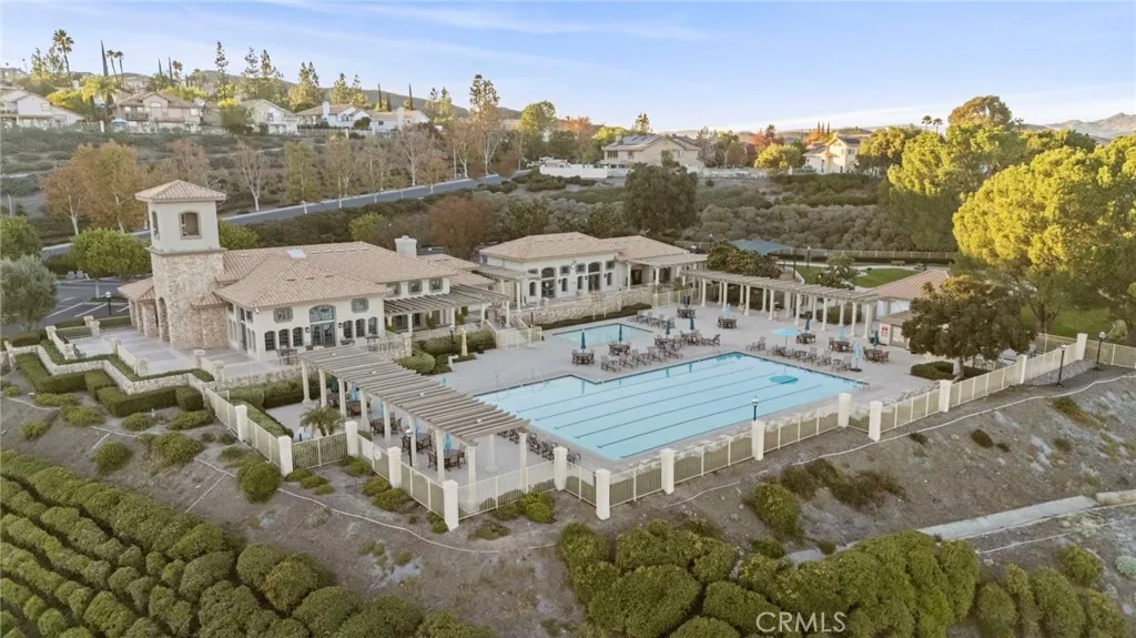 12 Via De La Valle, Lake Elsinore, California 92532 home-pic-45