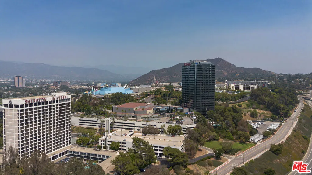 2700 Cahuenga Boulevard 3108, Los Angeles, California 90068 home-pic-62