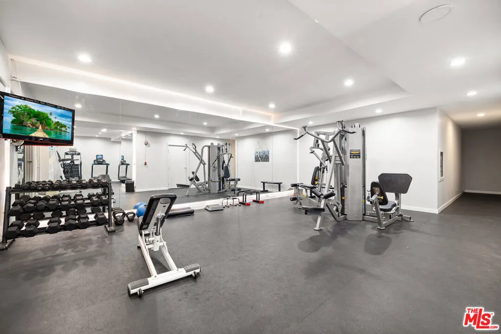 2700 Cahuenga Boulevard 3108, Los Angeles, California 90068 home-pic-31