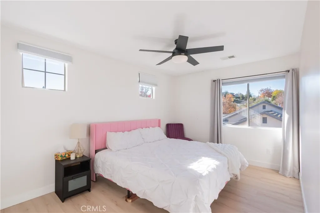 2104 Summit, Paso Robles, California 93446 home-pic-16