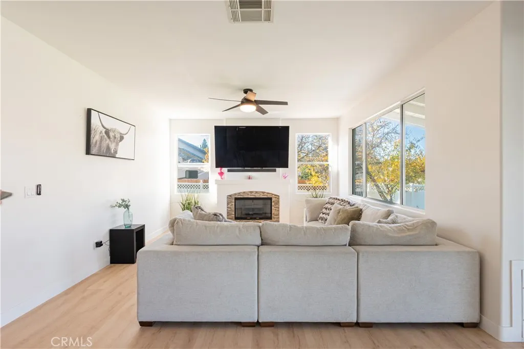 2104 Summit, Paso Robles, California 93446 home-pic-10