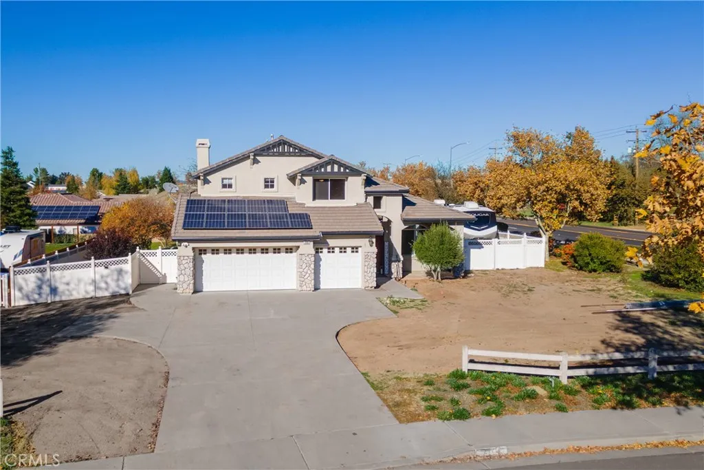 2104 Summit, Paso Robles, California 93446 home-pic-2