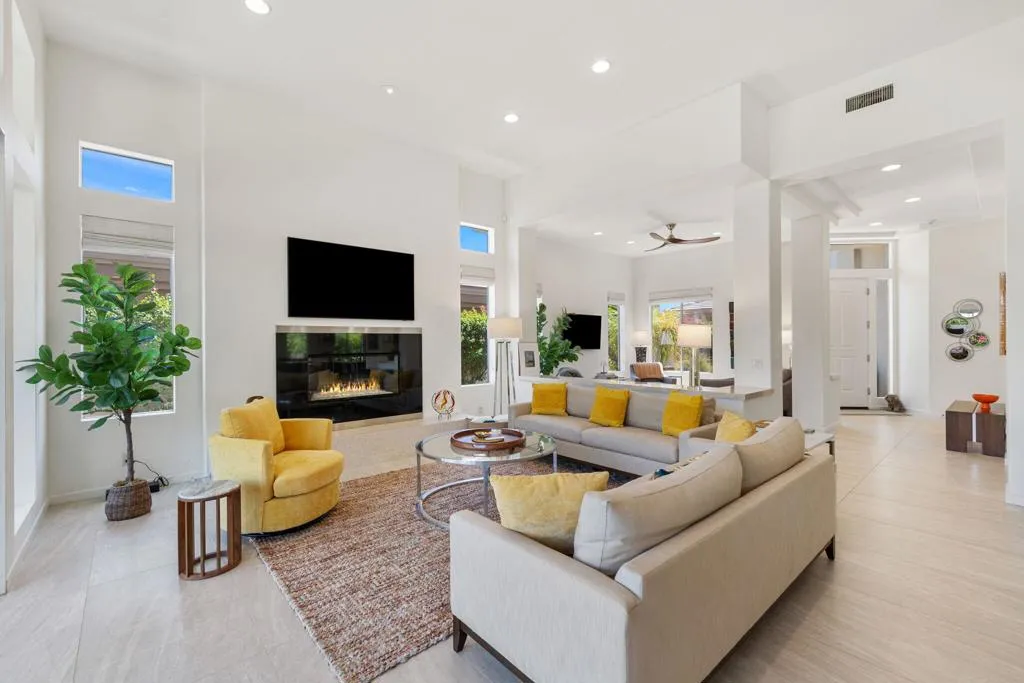 469 White Horse Trail, Palm Desert, California 92211 home-pic-12