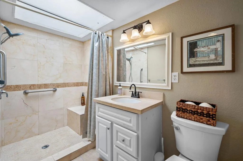 49275 Douglas Street, Indio, California 92201 home-pic-21