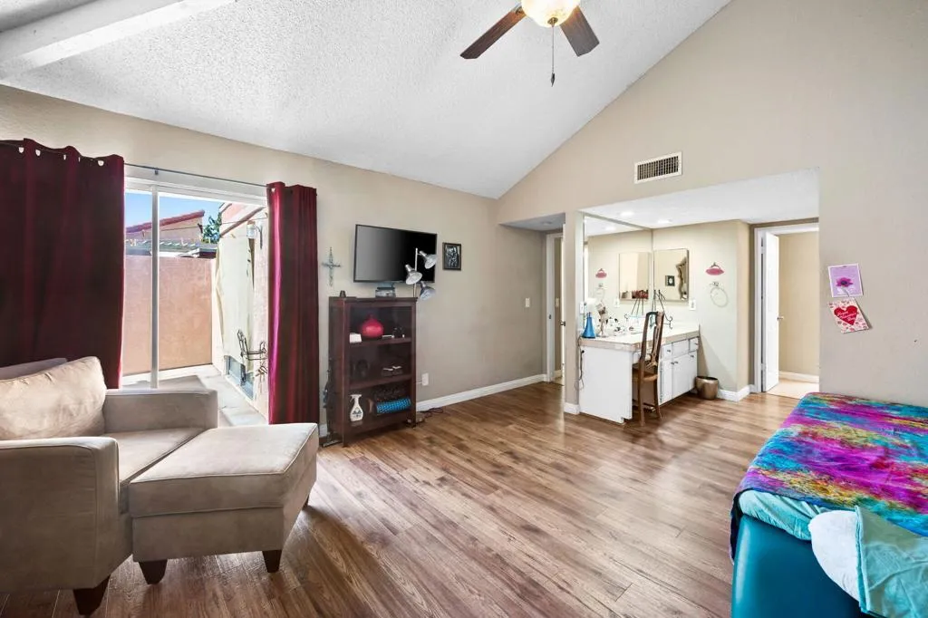 49275 Douglas Street, Indio, California 92201 home-pic-19