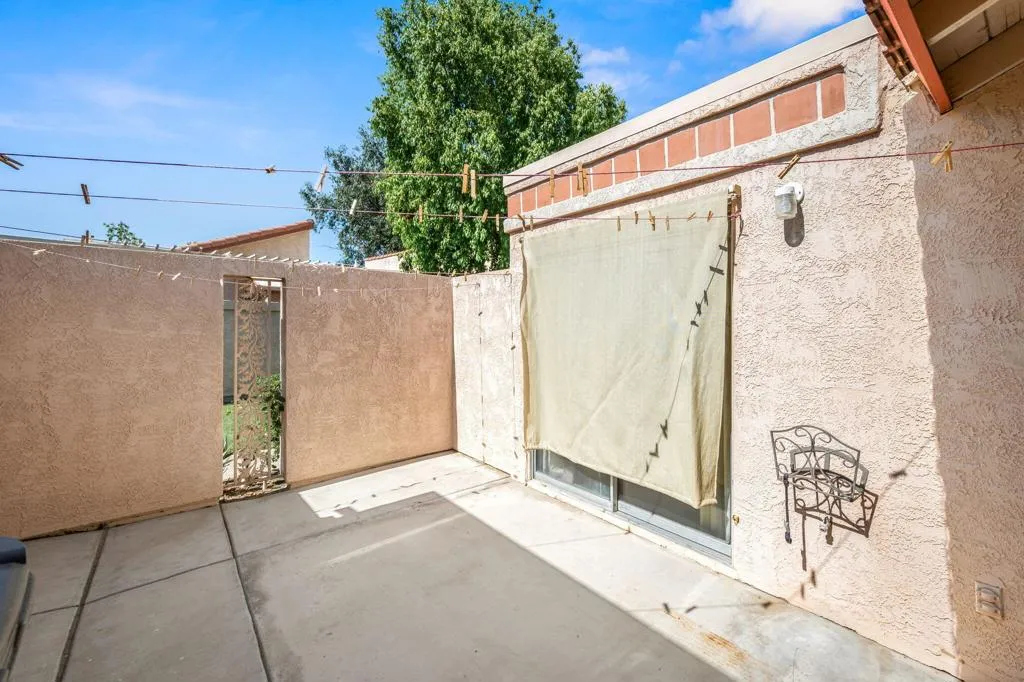 49275 Douglas Street, Indio, California 92201 home-pic-36