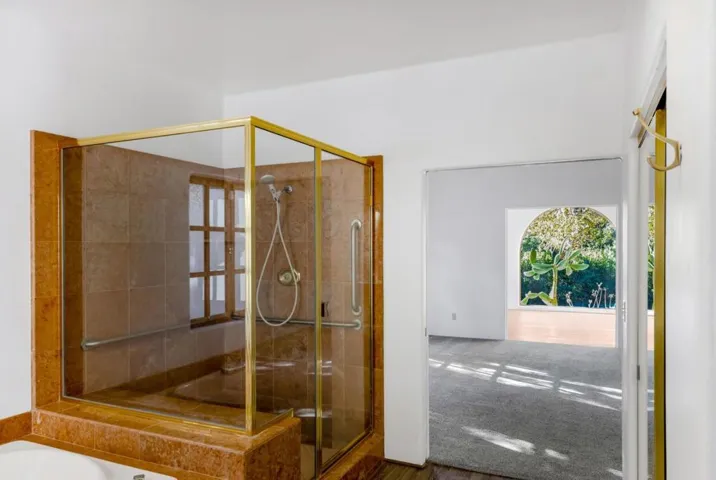 90 Harper Canyon Road, Salinas, California 93908