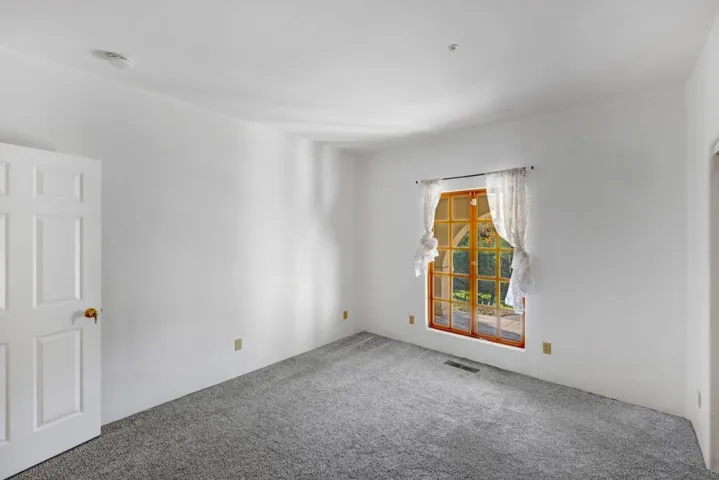 90 Harper Canyon Road, Salinas, California 93908