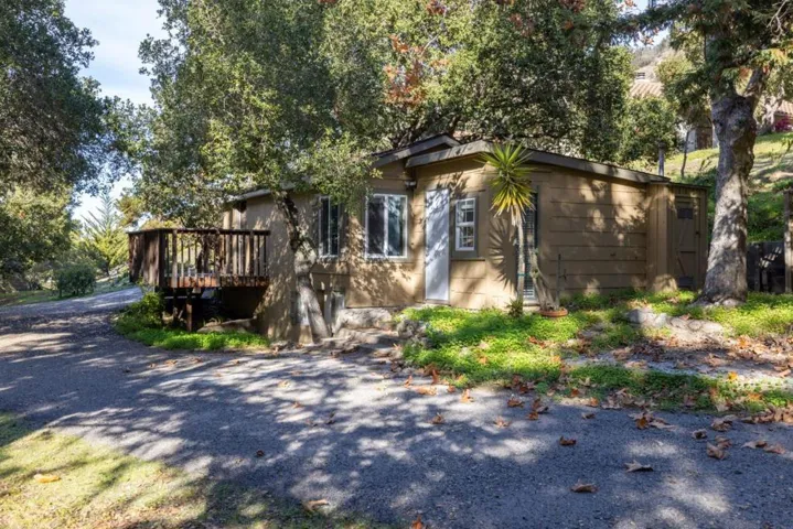 90 Harper Canyon Road, Salinas, California 93908