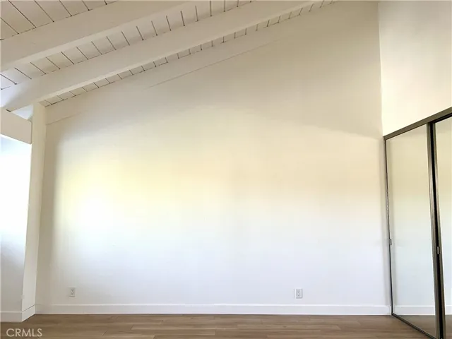 Vaulted ceiling, spacious, room for King-size bed, Large closet!