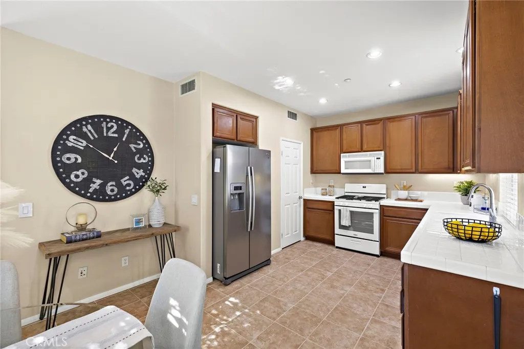 25 Corbin, Ladera Ranch, California 92694 home-pic-10