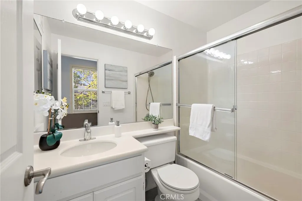 25 Corbin, Ladera Ranch, California 92694 home-pic-16