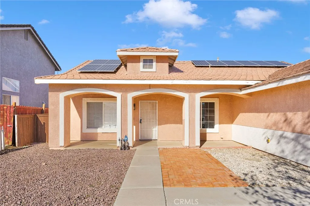 10958 Sherman Way, Adelanto, California 92301 home-pic-2