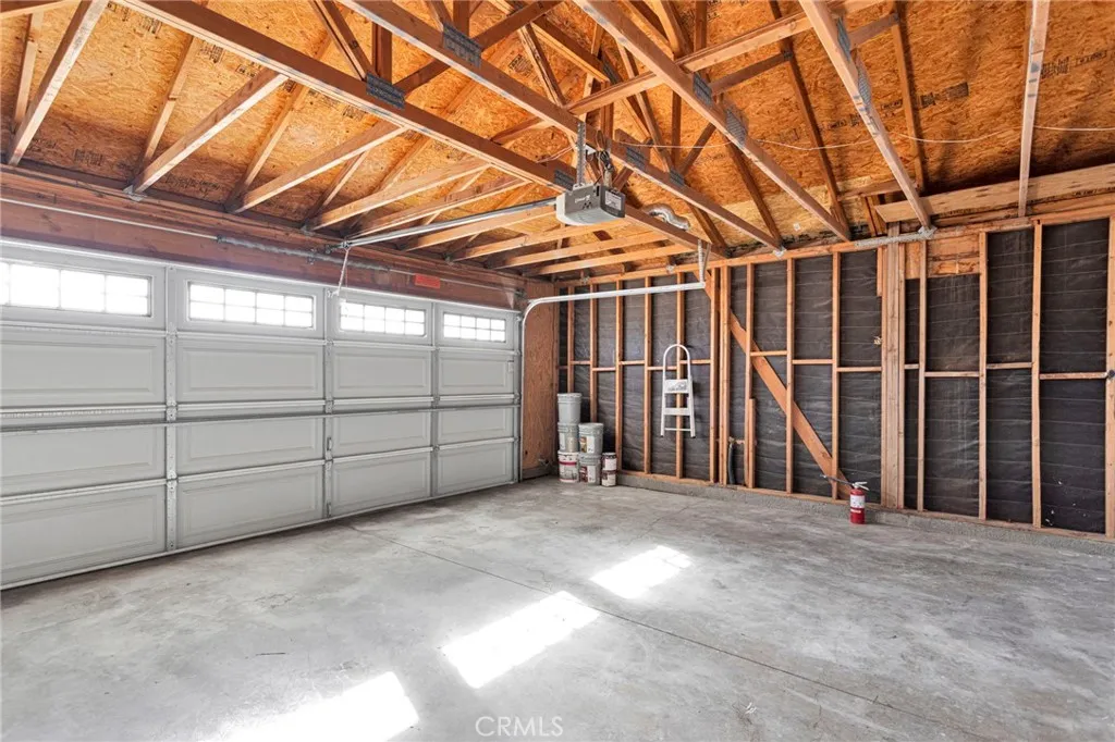 10958 Sherman Way, Adelanto, California 92301 home-pic-32