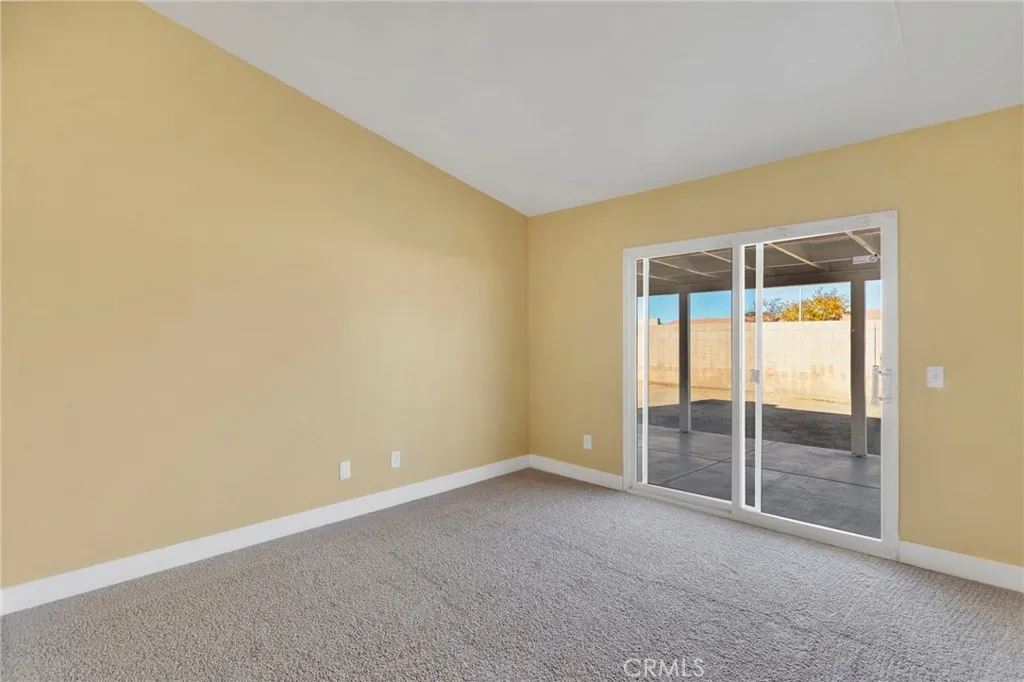10958 Sherman Way, Adelanto, California 92301 home-pic-24