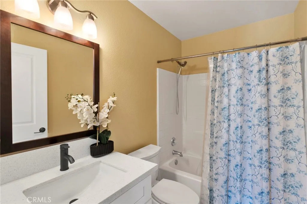 10958 Sherman Way, Adelanto, California 92301 home-pic-17