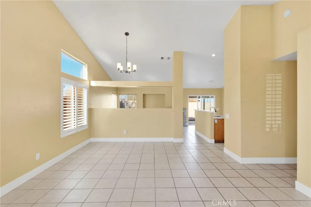 10958 Sherman Way, Adelanto, California 92301 home-pic-7