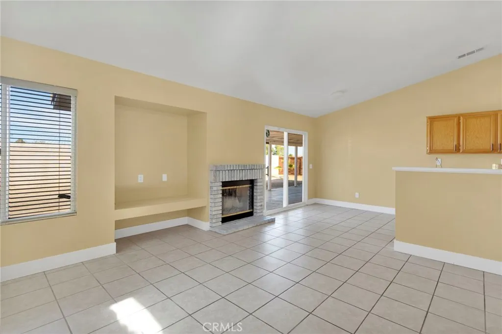 10958 Sherman Way, Adelanto, California 92301 home-pic-14