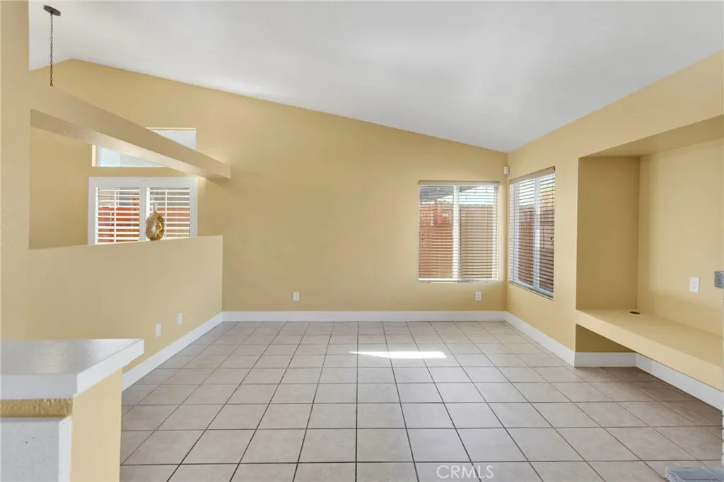 10958 Sherman Way, Adelanto, California 92301 home-pic-13