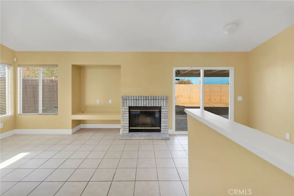 10958 Sherman Way, Adelanto, California 92301 home-pic-10
