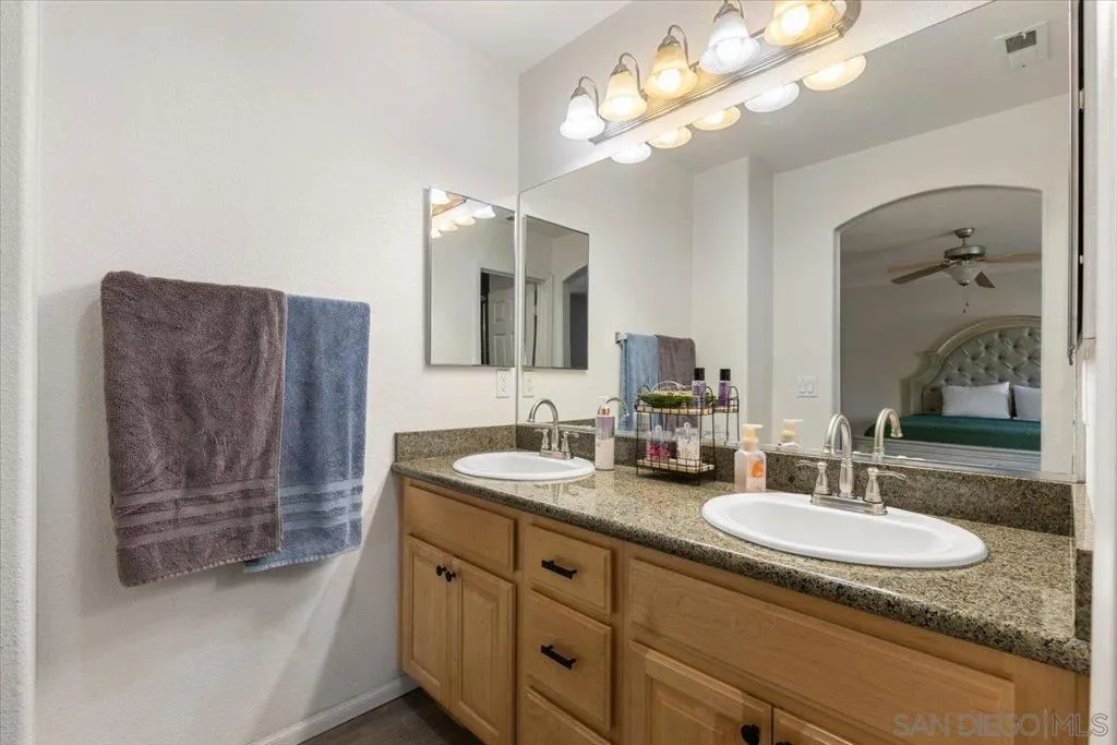 272 Indiana Ave, El Cajon, California 92020 home-pic-15