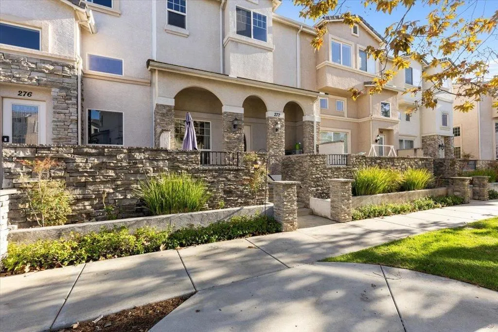 272 Indiana Ave, El Cajon, California 92020 home-pic-22