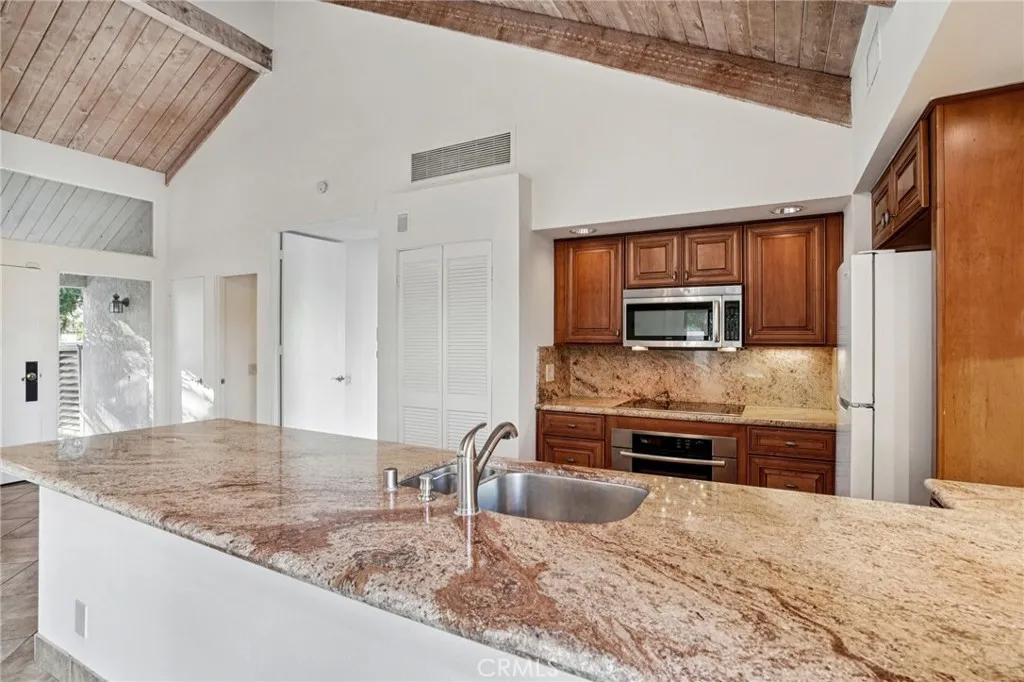 380 Wimbledon Drive, Rancho Mirage, California 92270 home-pic-13