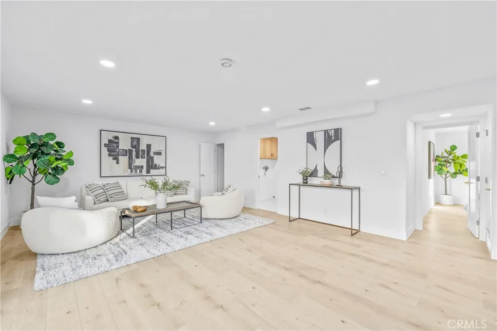 12361 Caravel, Cerritos, California 90703 home-pic-17