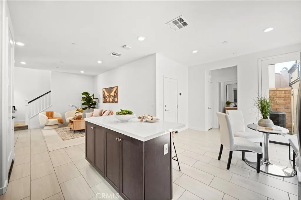 2301 Raspberry Court, Upland, California 91786 home-pic-8