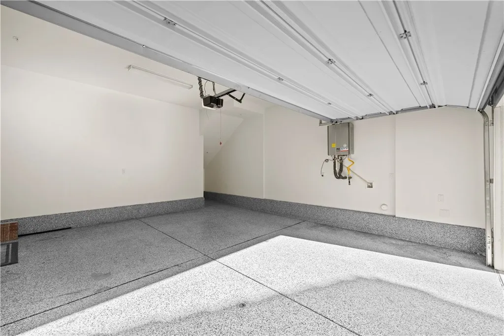 2301 Raspberry Court, Upland, California 91786 home-pic-45