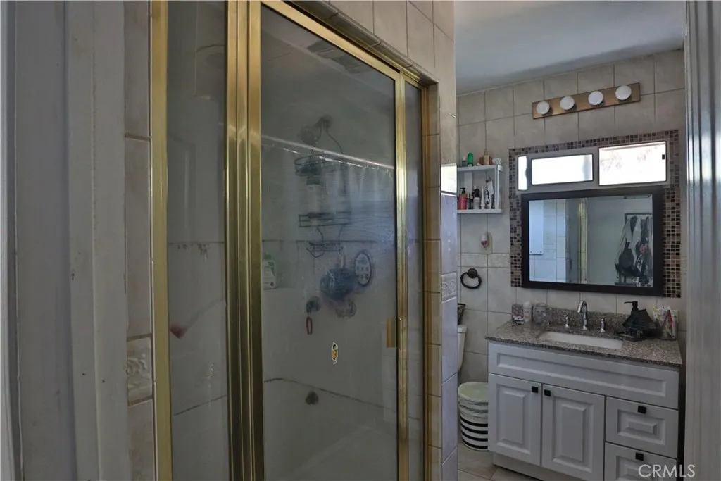 830 W Avenue J4, Lancaster, California 93534 home-pic-13