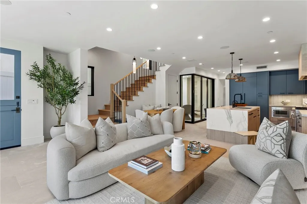 615 Poppy Avenue, Corona Del Mar, California 92625 home-pic-3