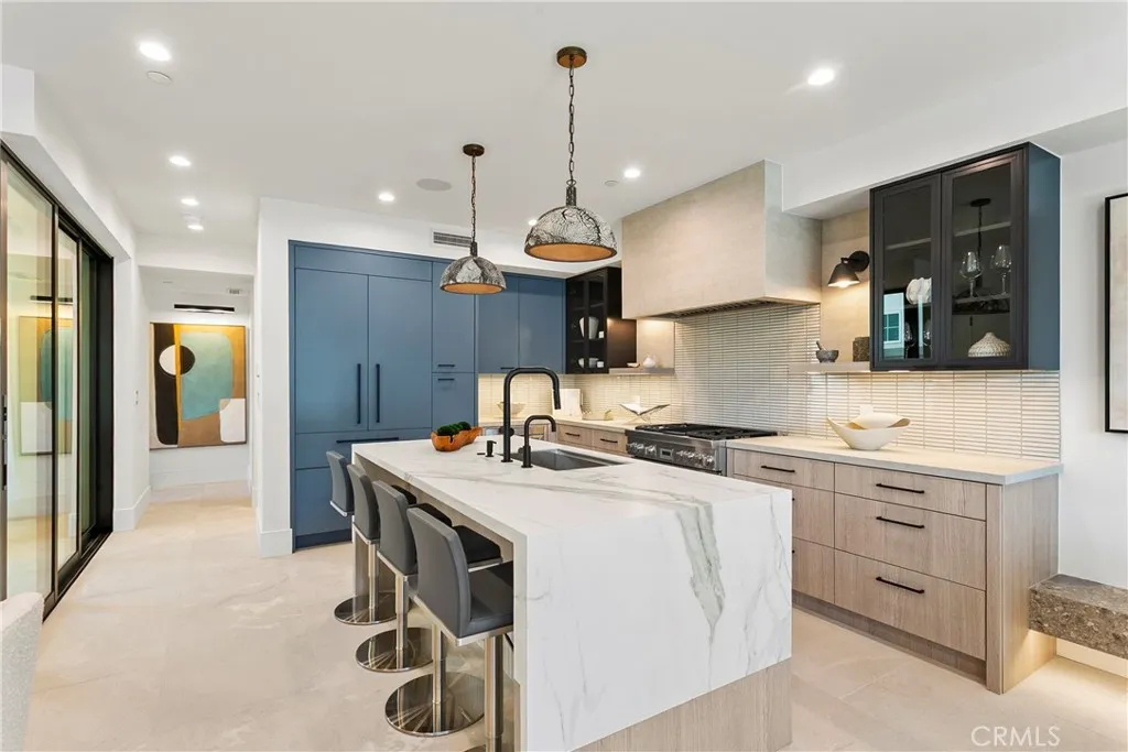615 Poppy Avenue, Corona Del Mar, California 92625 home-pic-9