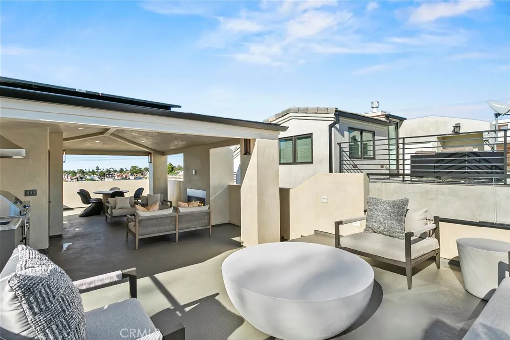 615 Poppy Avenue, Corona Del Mar, California 92625 home-pic-30