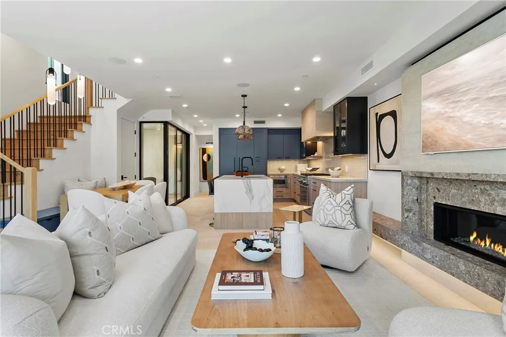 615 Poppy Avenue, Corona Del Mar, California 92625 home-pic-5